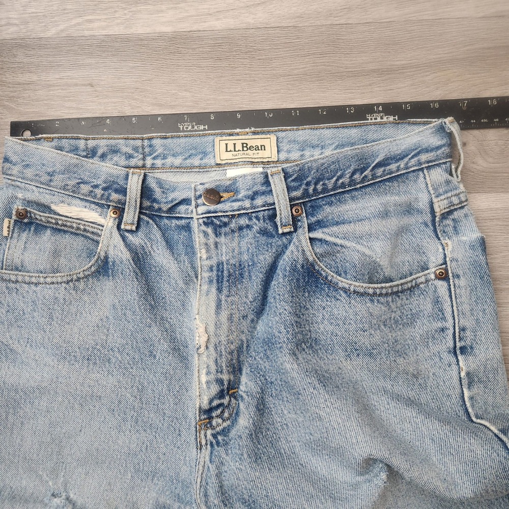 Vintage LL Bean Light Wash Natural Fit Jeans 33x34 Distressed Denim Straight Leg - Picture 4 of 16